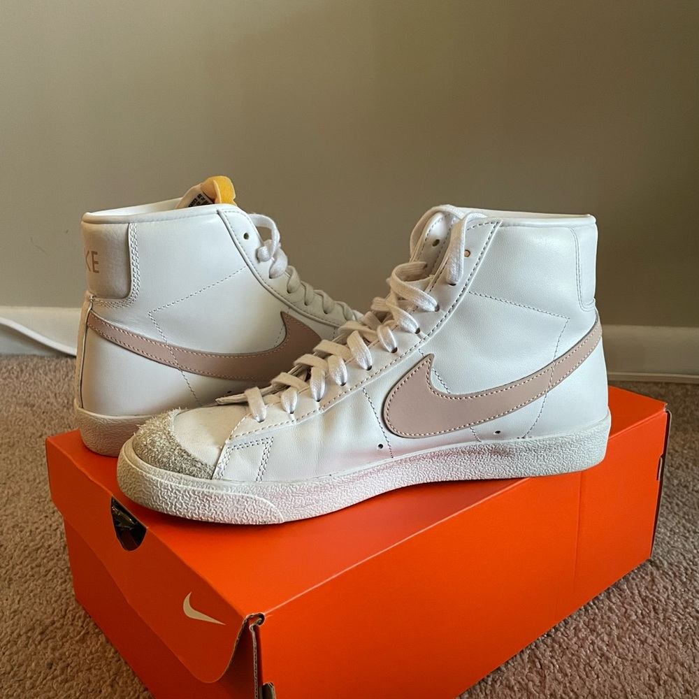 Nike Blazer Mid '77